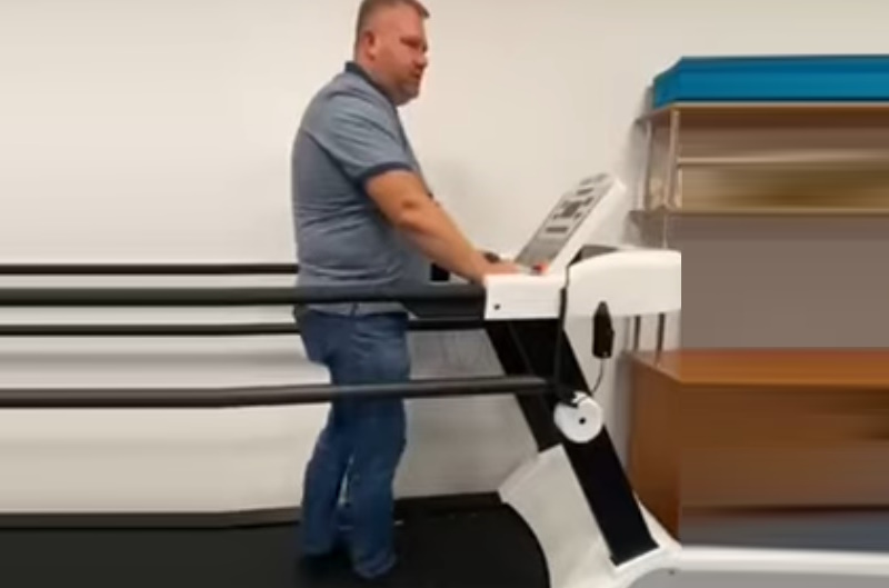 Реабілітаційна бігова доріжка і система Touch Vision для Вінницького “Центру матері та дитини”!