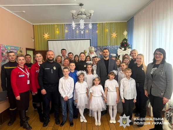 Маленькі дива та теплі обійми для вінницьких діток